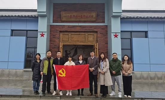 足球投注网站
组织教工党员赴富平爱国主义教育基地参观学习IMG_20210402_113937